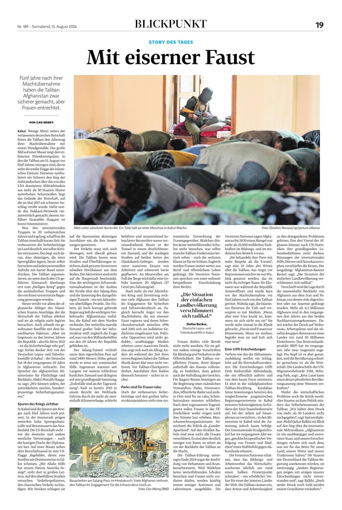 "Mit eiserner Faust" — Kabul: Was fünf Jahre Taliban-Herrschaft für Frauen bedeuten. Reportage mit Autorenzeile